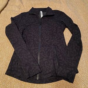 Lululemon scuba jacket size 6